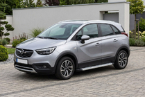 Opel Crossland X 2017–2024 Bočné nášľapy Maya V2 (2 ks, hliník) fotografia 1