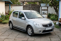 Renault Sandero 2007–2013 Bočné nášľapy Bosphorus Grey (2 ks, hliník) fotografia 1