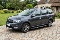 Renault Logan MCV 2013–2022 Bočné nášľapy Bosphorus Grey (2 ks, hliník) fotografia 1
