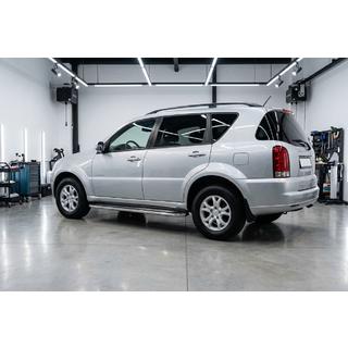 Bočné prahy Maydos V2 (2 ks, hliník / nehrdzavejúca oceľ) SsangYong Rexton I 2001–2017 fotografia 1