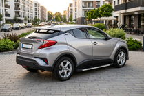 Toyota C-HR 2016–2023 Bočné prahy Maya V1 (2 ks, hliník) fotografia 1