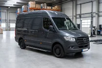 Mercedes Sprinter W907/W910 2018– Bočné nášľapy Bosphorus Grey (2 ks, hliník) fotografia 1
