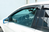 Mercedes B-class W246 2011–2018 Deflektory okien (4 ks, HIC) fotografia 10
