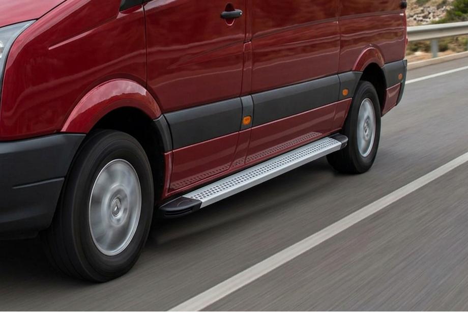 Volkswagen Crafter 2016– Bočné nášľapy Maya V2 (2 ks, hliník) Stredný rázvor Image