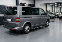 Volkswagen T5 Multivan 2003–2010 Bočné nášľapy Bosphorus Grey (2 ks, hliník) Krátky rázvor fotografia 1