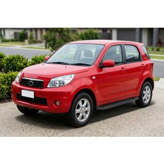 Bočné prahy Tayga Black (2 ks, hliník) Daihatsu Terios 2006–2017 fotografia 1