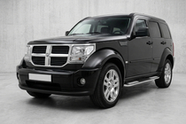 Dodge Nitro 2006–2011 Bočné nášľapy Tayga V2 (2 ks, hliník) fotografia 1