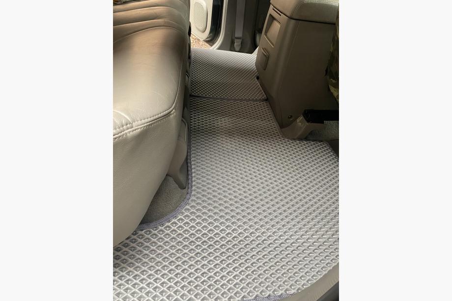 Nissan Patrol Y61 1997–2011 EVA autokoberce (sivé) Dlhý, 4 ks (predné a zadné rohože) Fotografia 15