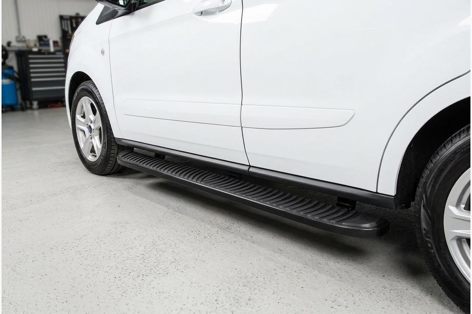 Ford Courier 2014–2023 Bočné prahy Tayga Black (2 ks, hliník) Image