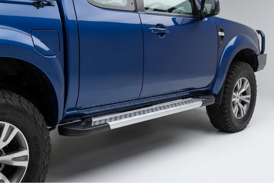 Ford Ranger 2007–2011 Bočné nášľapy New Vision Grey (2 ks, hliník) Image