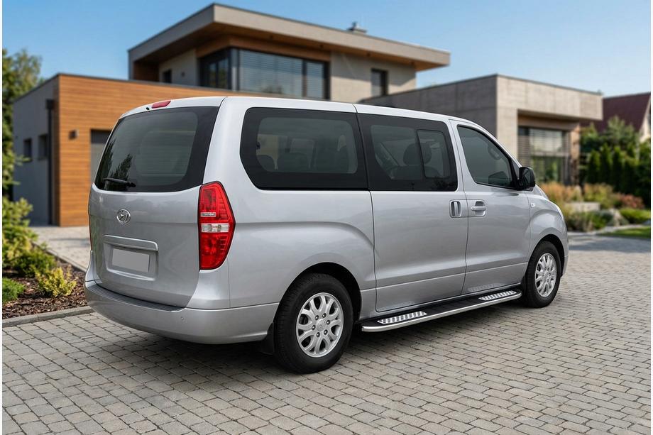 Hyundai H300, H1, Starex 2008–2020 Bočné nášľapy Tayga V2 (2 ks, hliník) Fotografia 1