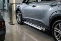 Hyundai Kona 2017–2023 Bočné nášľapy New Vision Grey (2 ks, hliník) fotografia 1