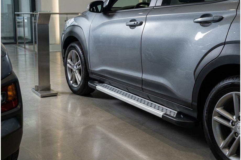 Hyundai Kona 2017–2023 Bočné nášľapy New Vision Grey (2 ks, hliník) Image