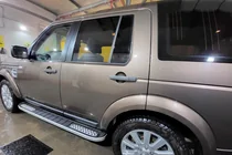 Land Rover Discovery III 2004–2009 Bočné nášľapy Tayga V2 (2 ks, hliník) fotografia 6
