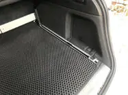 Audi Q7 2005–2015 Vanička do kufra (EVA, čierna) (5 miest) fotografia 4