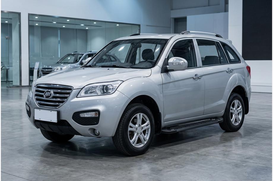 Lifan X60 2011– Bočné nášľapy RedLine Black (2 ks, hliník) Image