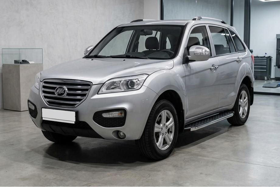 Lifan X60 2011– Bočné nášľapy BlackLine (2 ks, hliník) Fotografia 1