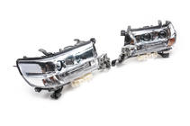 Toyota Land Cruiser 200 2007–2021 Predné svetlomety 2016+ (ORIGINÁL) fotografia 3