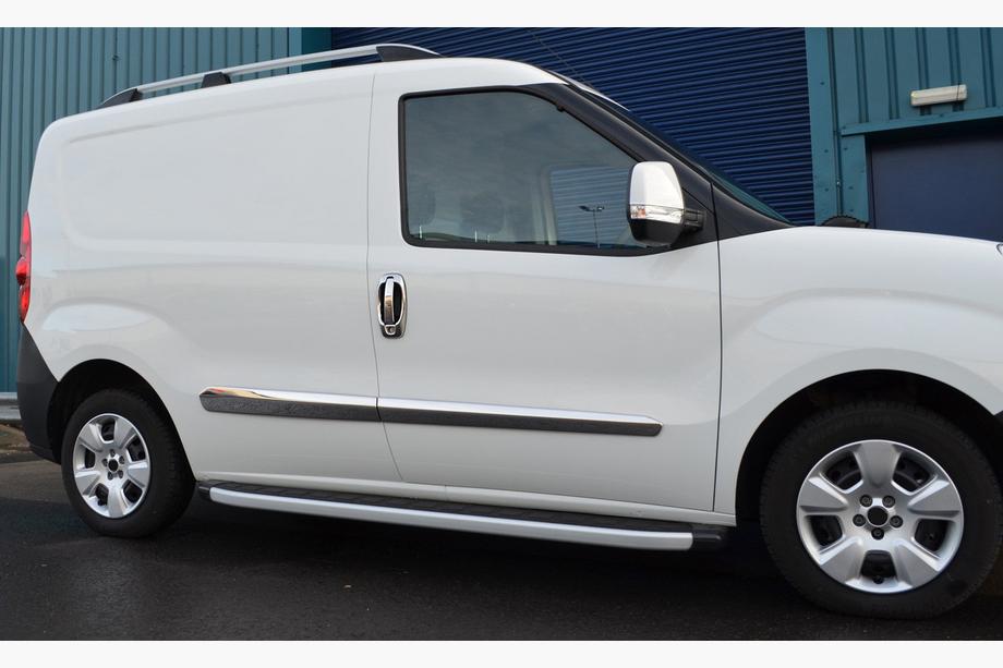 Fiat Fiorino/Qubo 2008–2024 Chrómové kryty kľučiek a okolia (nerez, 8 ks) OmsaLine – talianska nehrdzavejúca oceľ Fotografia 16