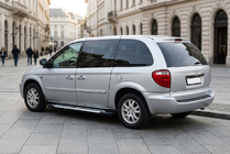 Chrysler Voyager 2001–2007 Bočné nášľapy Line (2 ks, hliník) fotografia 1