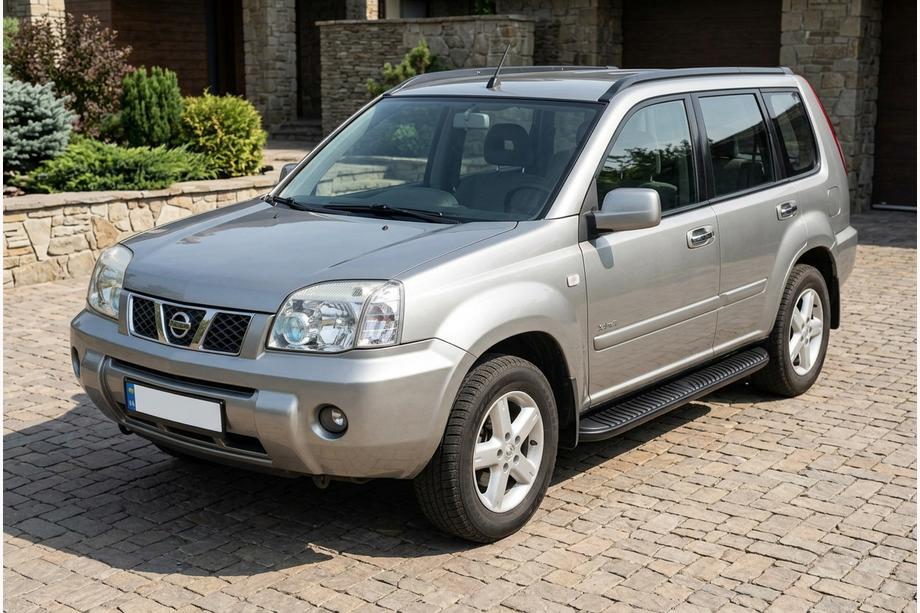 Nissan X-trail T30 2002–2007 Bočné nášľapy Tayga Black (2 ks, hliník) Image