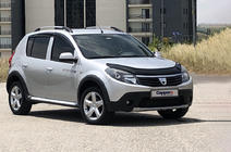 Dacia Sandero 2007–2013 Deflektor kapoty (EuroCap) fotografia 4