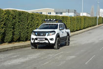 Nissan Navara/NP300 2016– Deflektor kapoty (EuroCap) fotografia 4
