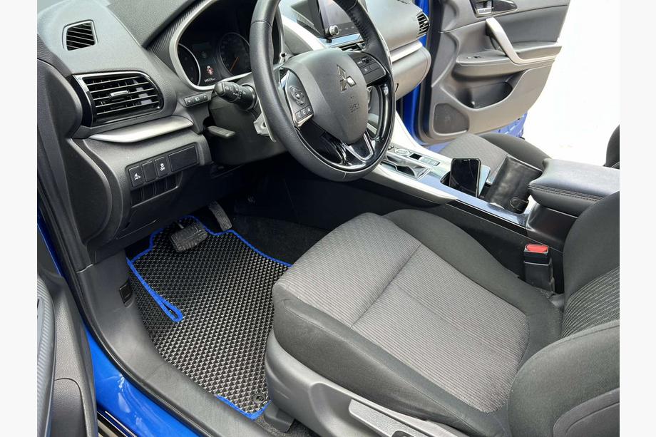 Mitsubishi Eclipse Cross 2017– Podlahové rohože EVA (čierne) Image