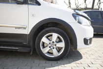 Volkswagen Caddy 2015–2020 Sada líšt a rozširovačov blatníkov 2 dvere, krátky rázvor fotografia 31