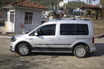 Volkswagen Caddy 2015–2020 Sada líšt a rozširovačov blatníkov 2 dvere, krátky rázvor fotografia 2