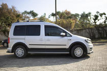 Volkswagen Caddy 2015–2020 Sada líšt a rozširovačov blatníkov 2 dvere, krátky rázvor fotografia 6