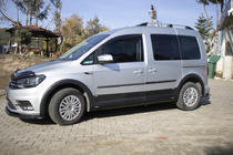 Volkswagen Caddy 2015–2020 Sada líšt a rozširovačov blatníkov 2 dvere, krátky rázvor fotografia 34