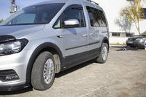 Volkswagen Caddy 2015–2020 Sada líšt a rozširovačov blatníkov 2 dvere, krátky rázvor fotografia 36
