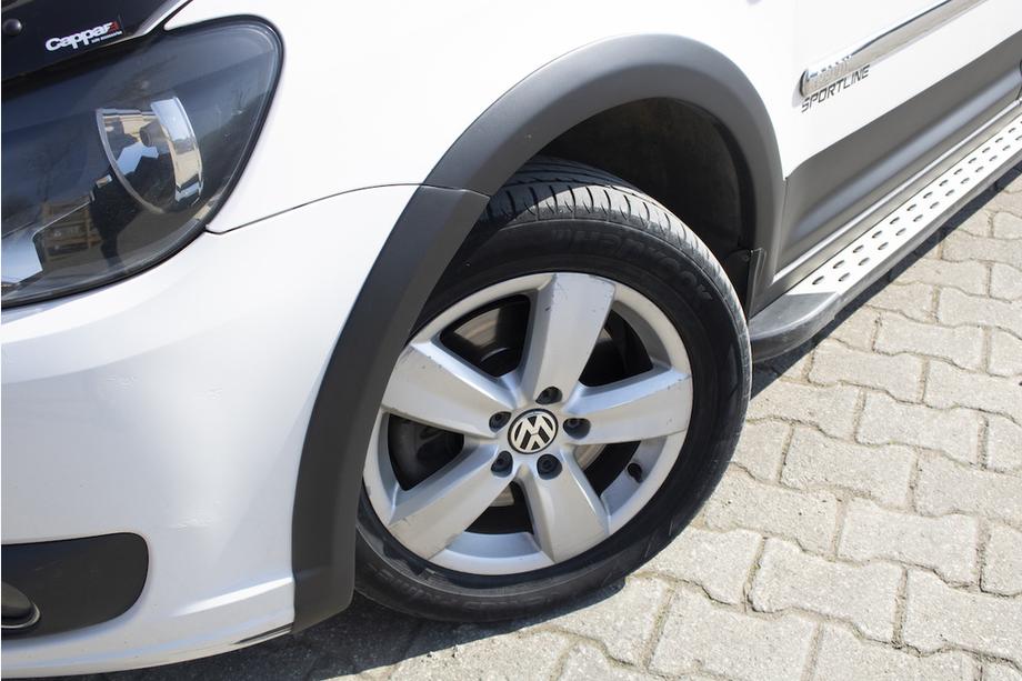 Volkswagen Caddy 2015–2020 Sada líšt a rozširovačov blatníkov 2 dvere, dlhy rázvor Fotografia 9