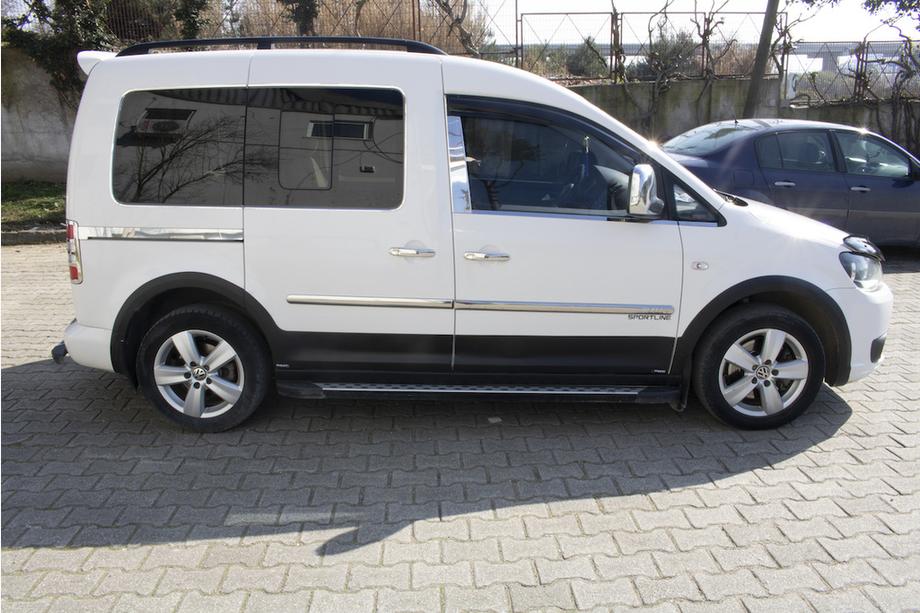 Volkswagen Caddy 2015–2020 Sada líšt a rozširovačov blatníkov 2 dvere, dlhy rázvor Fotografia 20