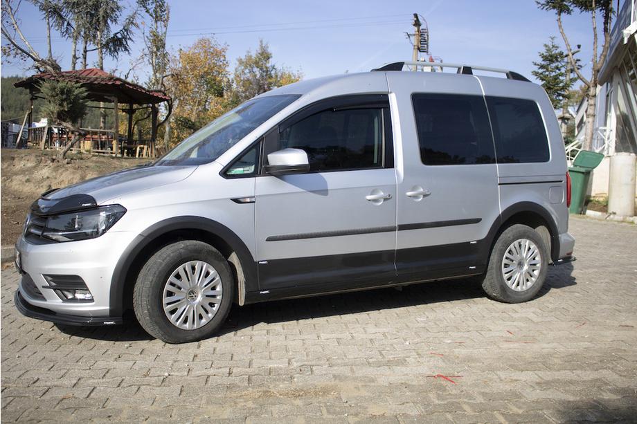 Volkswagen Caddy 2015–2020 Sada líšt a rozširovačov blatníkov 2 dvere, dlhy rázvor Fotografia 34