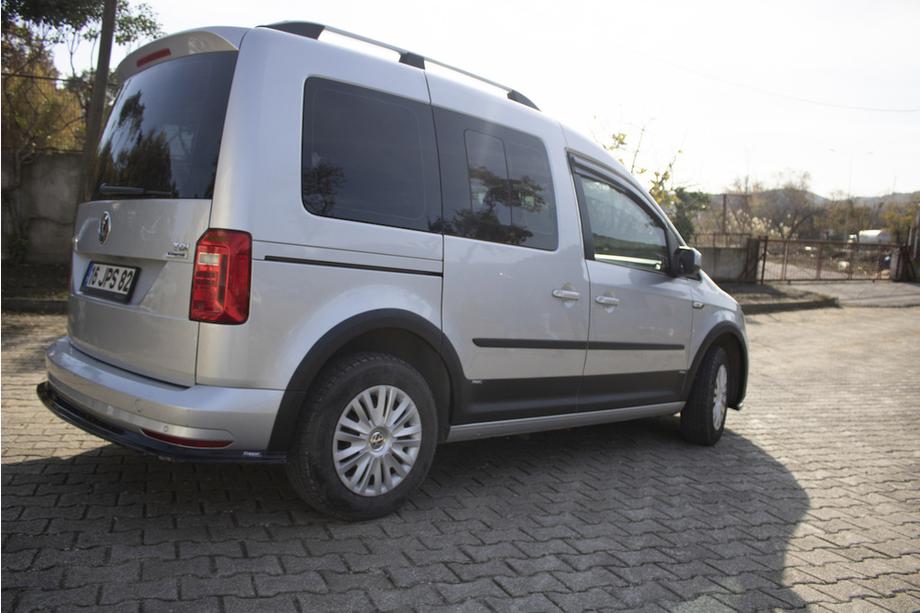 Volkswagen Caddy 2015–2020 Sada líšt a rozširovačov blatníkov 2 dvere, dlhy rázvor Fotografia 48