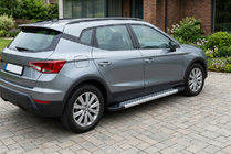 Seat Arona 2017– Bočné nášľapy New Vision Grey (2 ks, hliník) fotografia 1