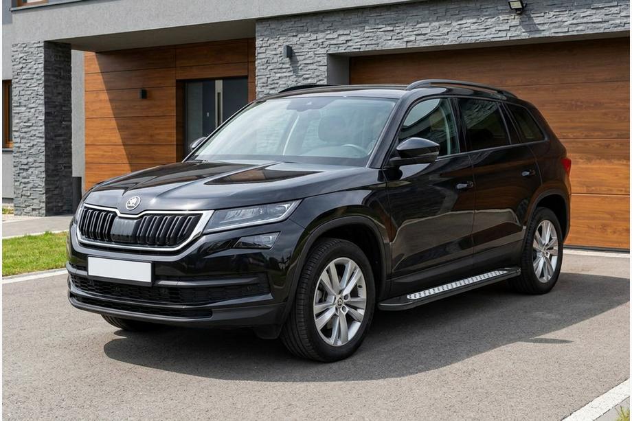 Skoda Kodiaq 2016–2023 Bočné nášľapy New Vision Black (2 ks, hliník) Fotografia 1