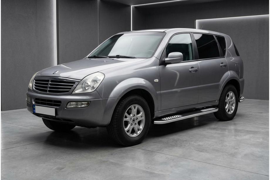 SsangYong Rexton I 2001–2017 Bočné nášľapy Tayga V2 (2 ks, hliník) Image