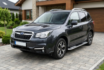 Subaru Forester 2013–2018 Bočné nášľapy Tayga V2 (2 ks, hliník) fotografia 1