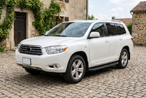 Toyota Highlander 2008–2013 Bočné prahy Tayga Black (2 ks, hliník) fotografia 1