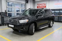 Toyota Highlander 2008–2013 Bočné nášľapy New Vision Grey (2 ks, hliník) fotografia 1