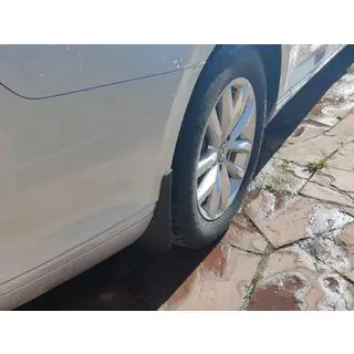 Lapače nečistôt Premium 2019-2023 SD/SW (EU, 4 ks)