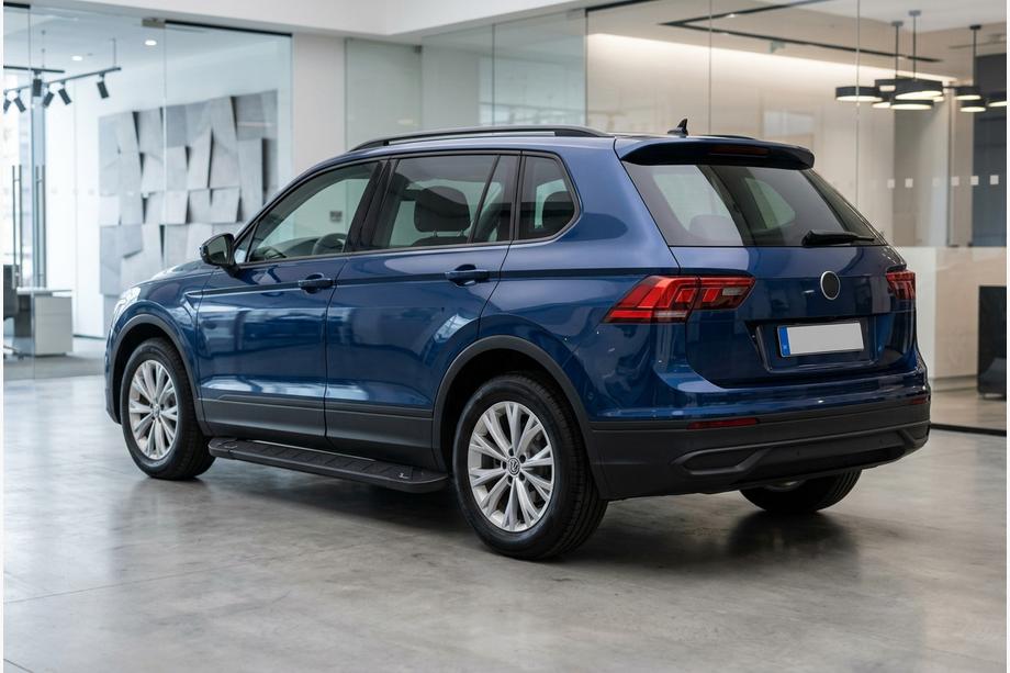 Volkswagen Tiguan 2016–2023 Bočné nášľapy RedLine Black (2 ks, hliník) Fotografia 1