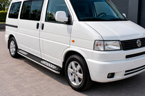 Volkswagen T4 Transporter 1990–2003 Bočné nášľapy Tayga V2 (2 ks, hliník) fotografia 1
