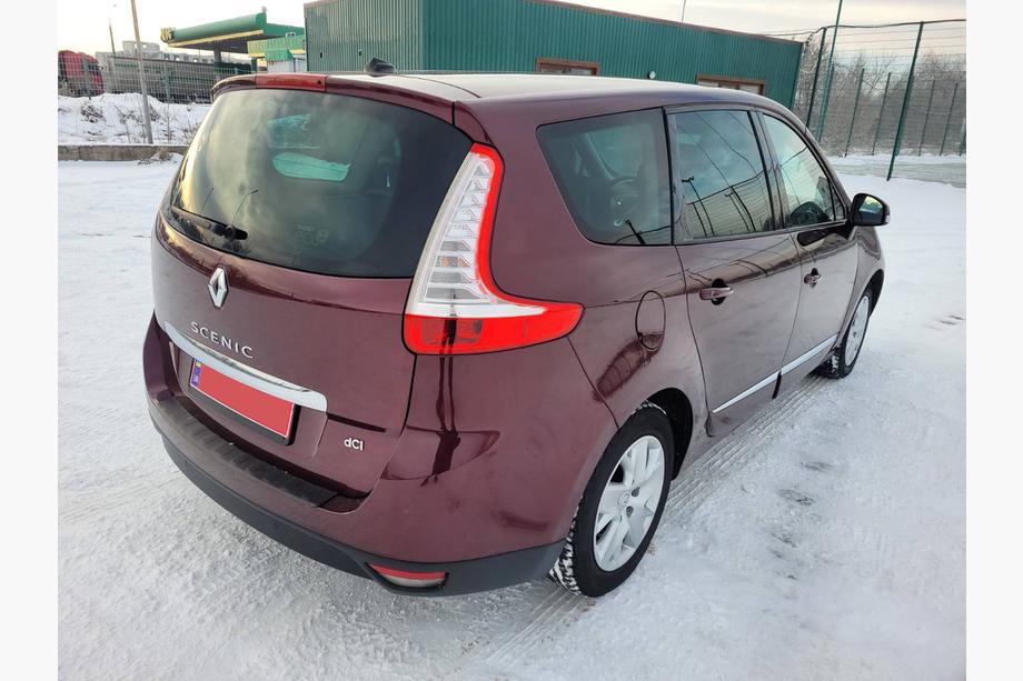 Renault Scenic/Grand 2009–2016 Chrómová lišta na zadný nárazník DDU (pre Grand, ABS) Fotografia 5