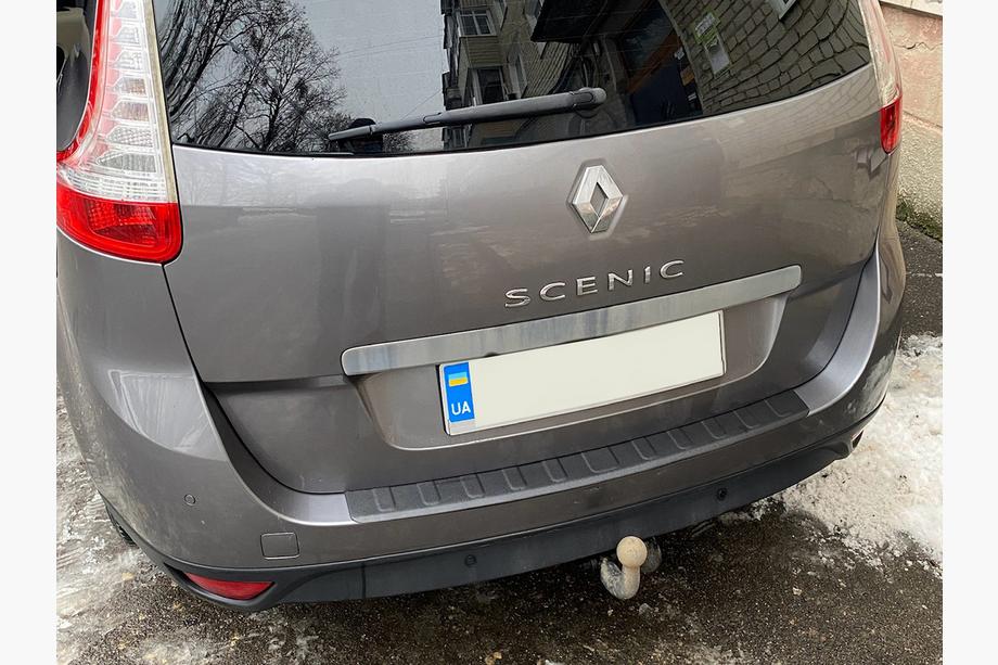 Renault Scenic/Grand 2009–2016 Chrómová lišta na zadný nárazník DDU (pre Grand, ABS) Fotografia 6