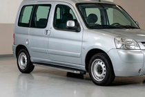 Peugeot Partner 1996–2008 Bočné nášľapy BlackLine (2 ks, hliník) fotografia 1