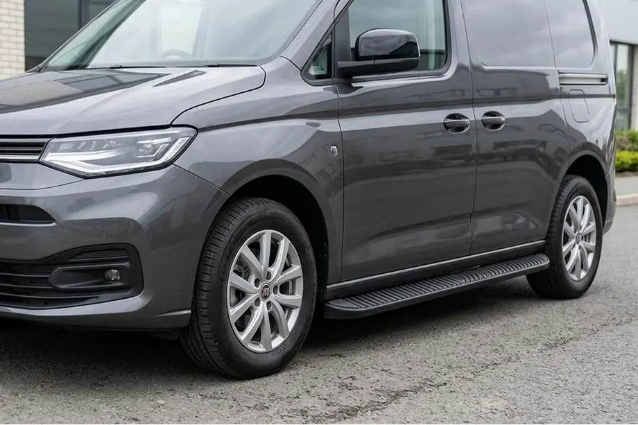 Opel Combo 2019– Bočné prahy Tayga Black (2 ks, hliník) Image